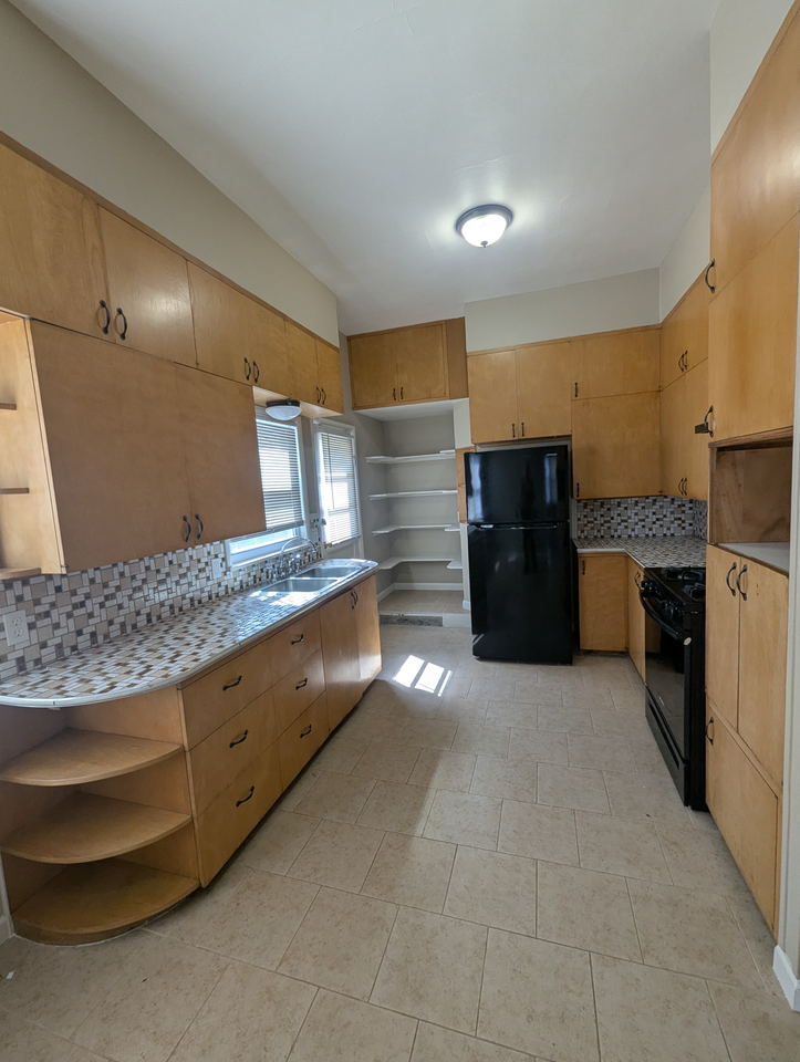 Single Family Homes and Duplexes - Photo 2 of 11