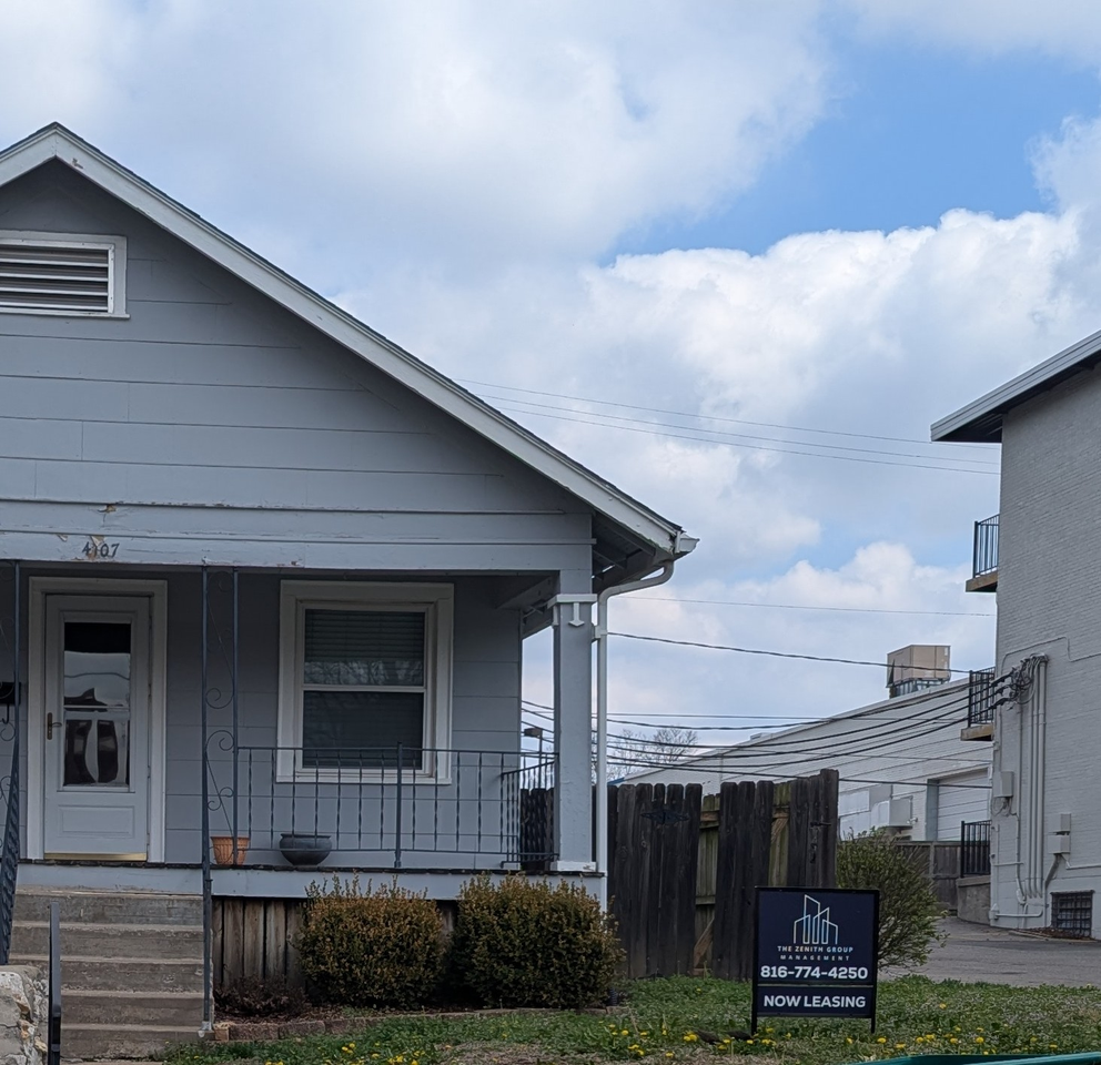 Single Family Homes and Duplexes - Photo 7 of 11