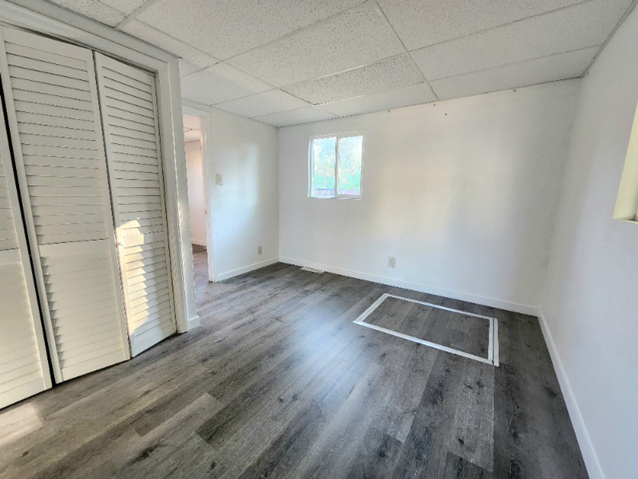 1316 Stone Ave - Photo 3 of 5