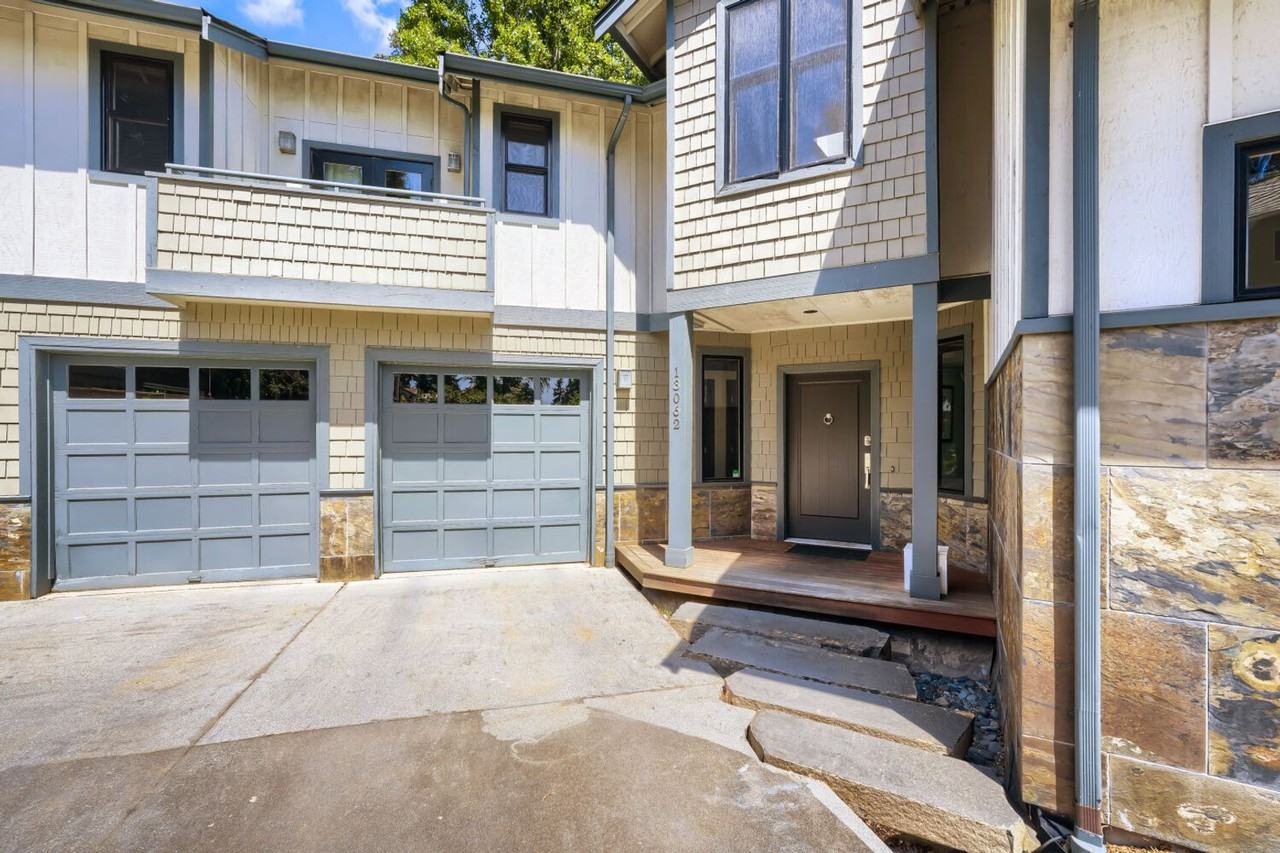 13062 39th Ave Ne - Photo 4 of 32