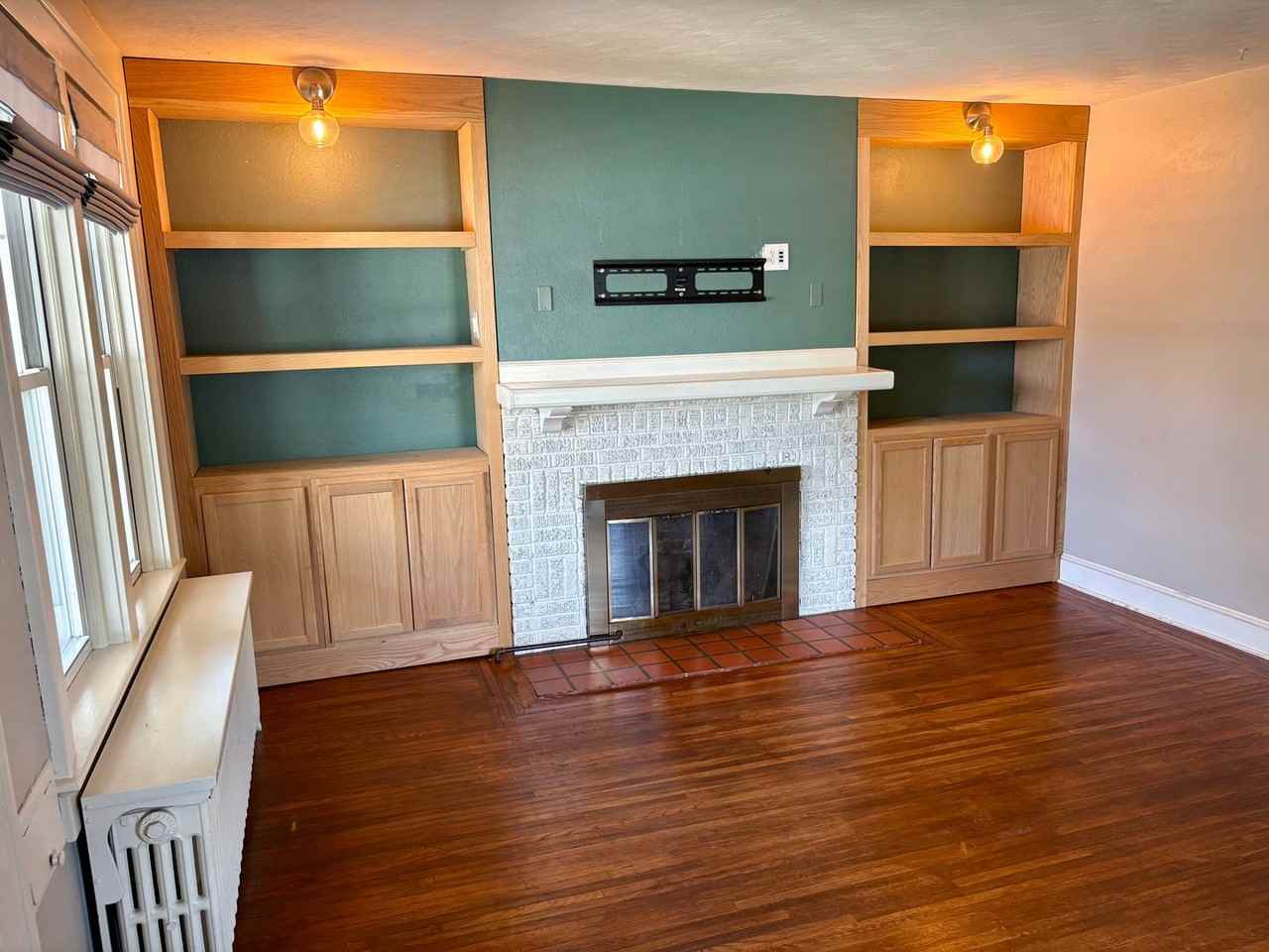 16 S Rockburn St - Photo 4 of 41