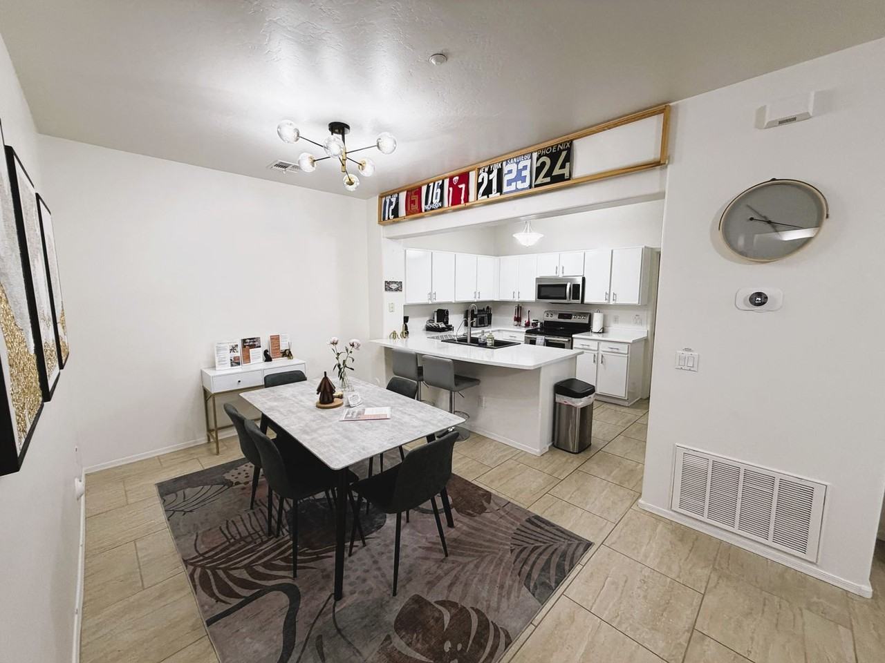 805 S Sycamore #108
