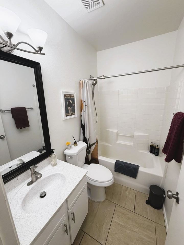 805 S Sycamore #108 - Photo 2 of 11