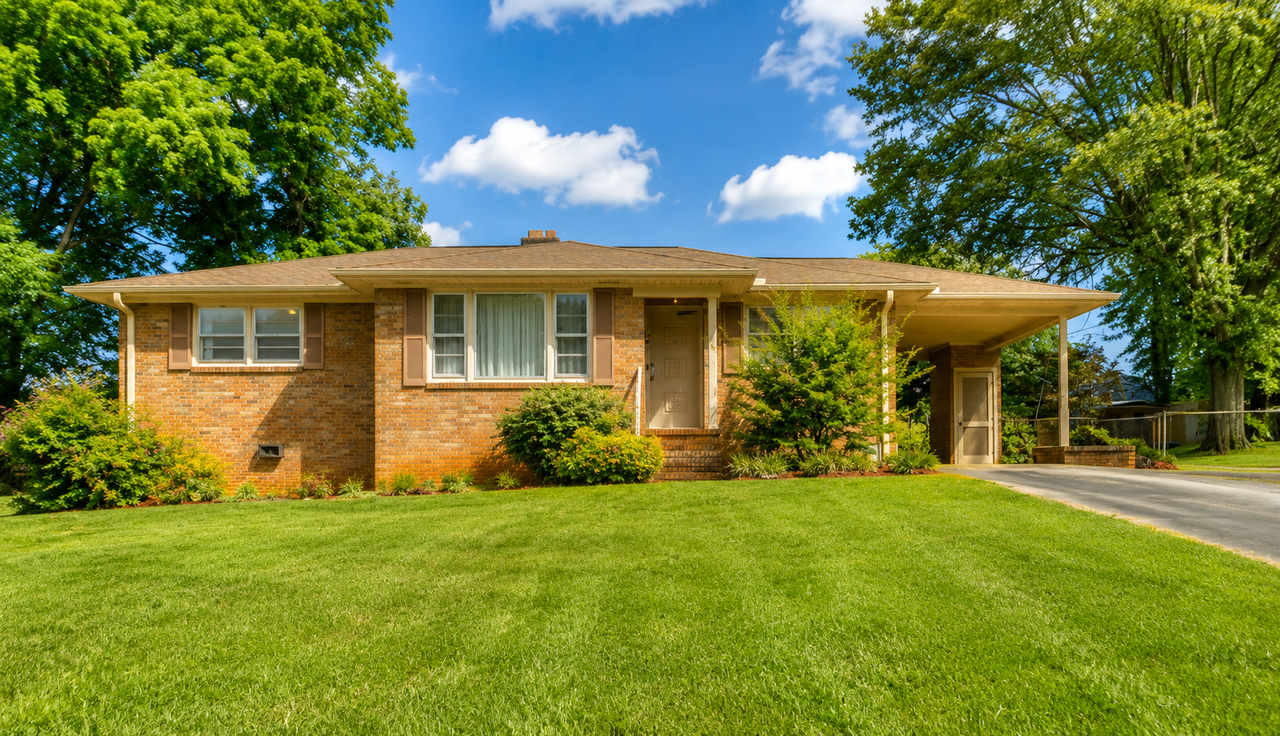 3 Lynhurst Dr #NA - Photo 2 of 24