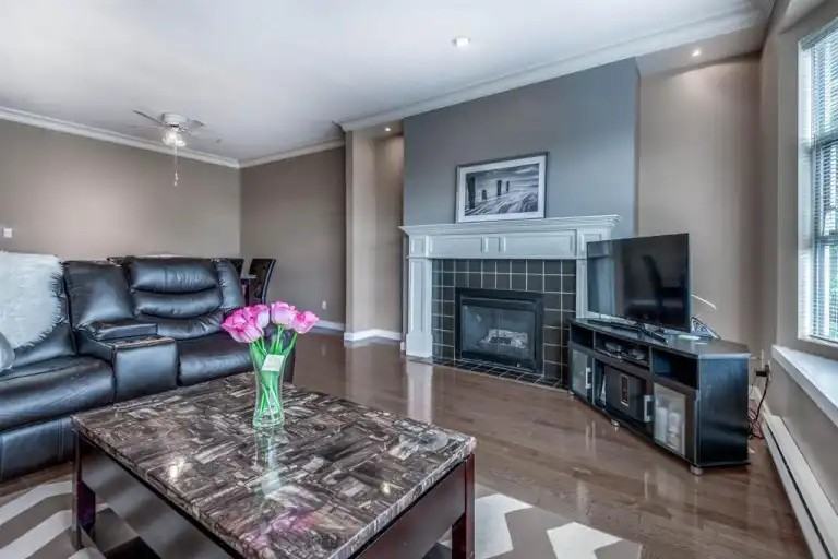 222 4th St W #103 - Photo 2 of 10