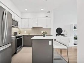 399 Queen St S #513 - Photo 1 of 1