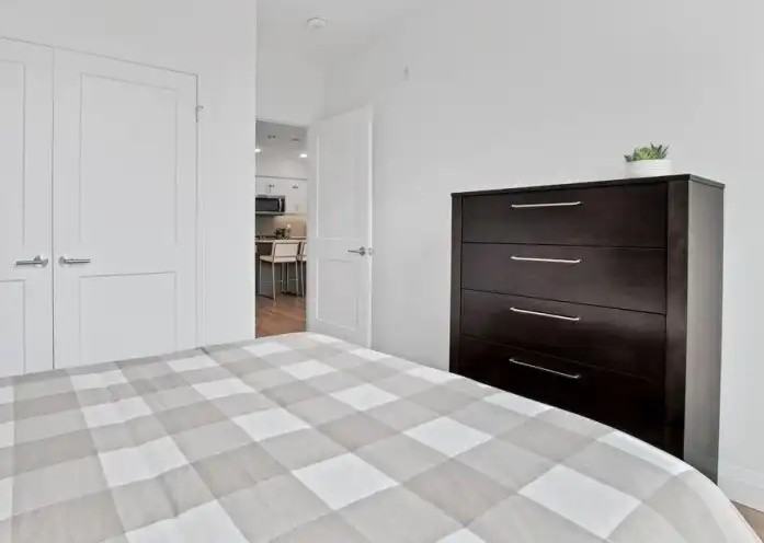 399 Queen St S #513 - Photo 6 of 8