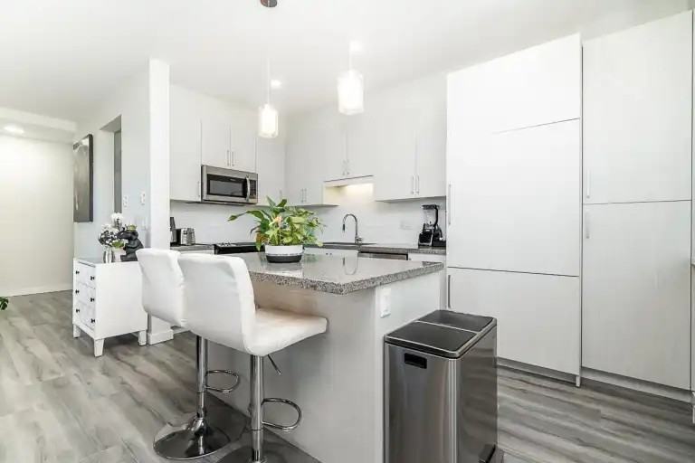 14888 62 Ave #12 - Photo 5 of 8
