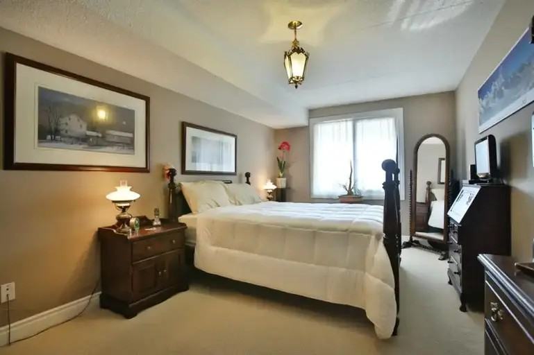 100 Bronte Rd #304 - Photo 6 of 8