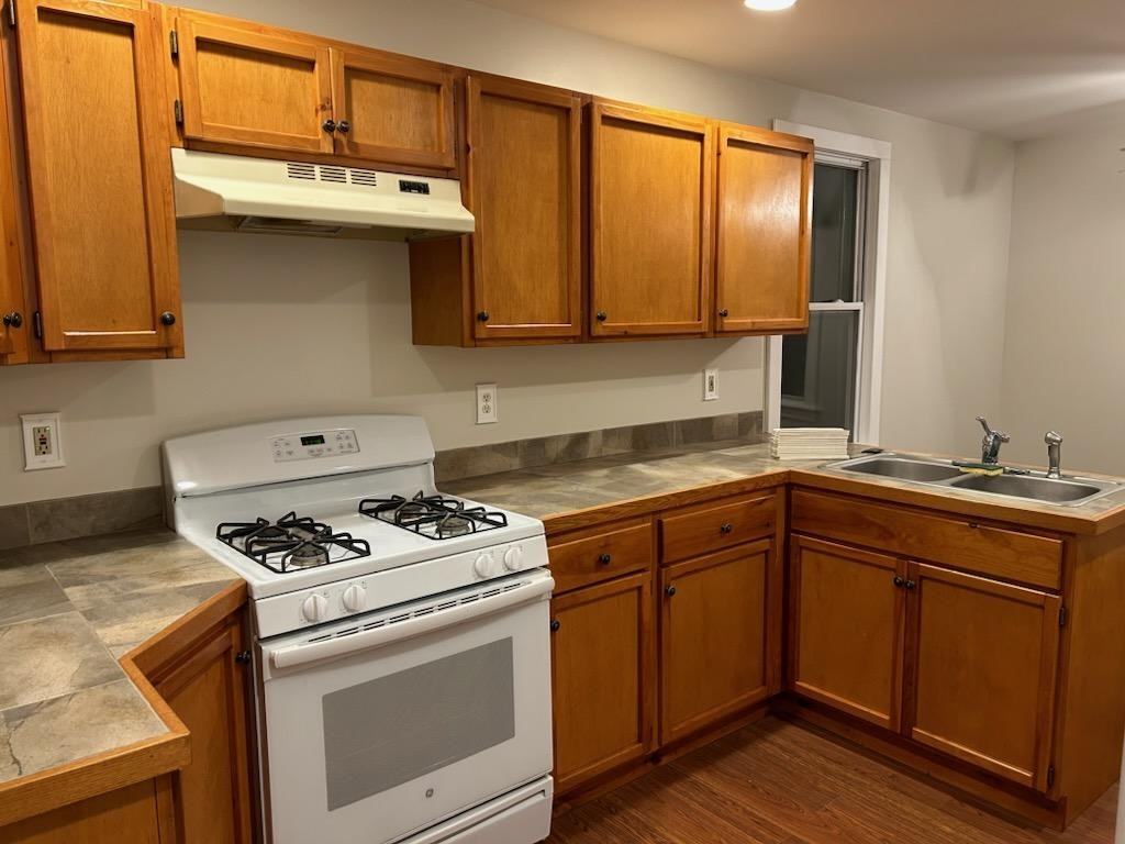 81 Railroad Ave #NA - Photo 2 of 16