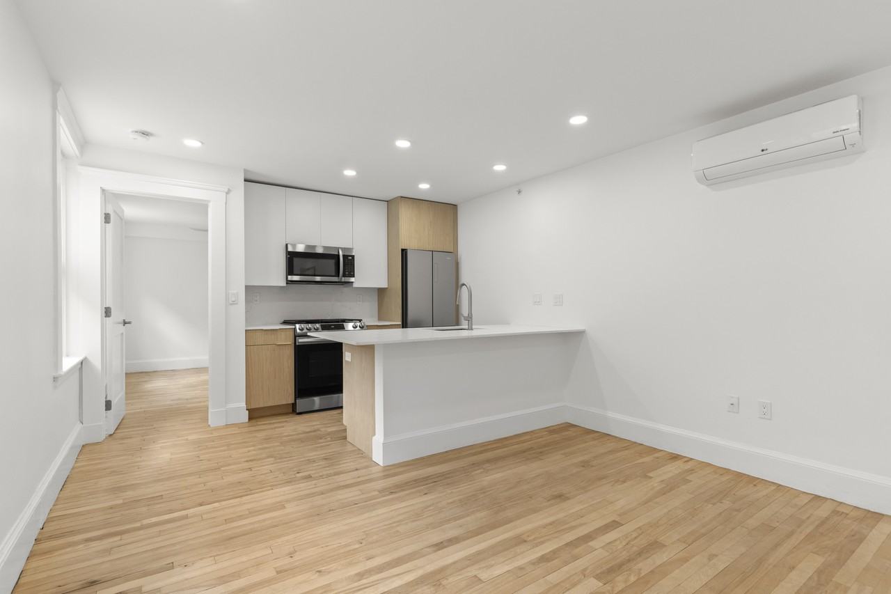 26 Bradlee Rd #404 - Photo 3 of 20