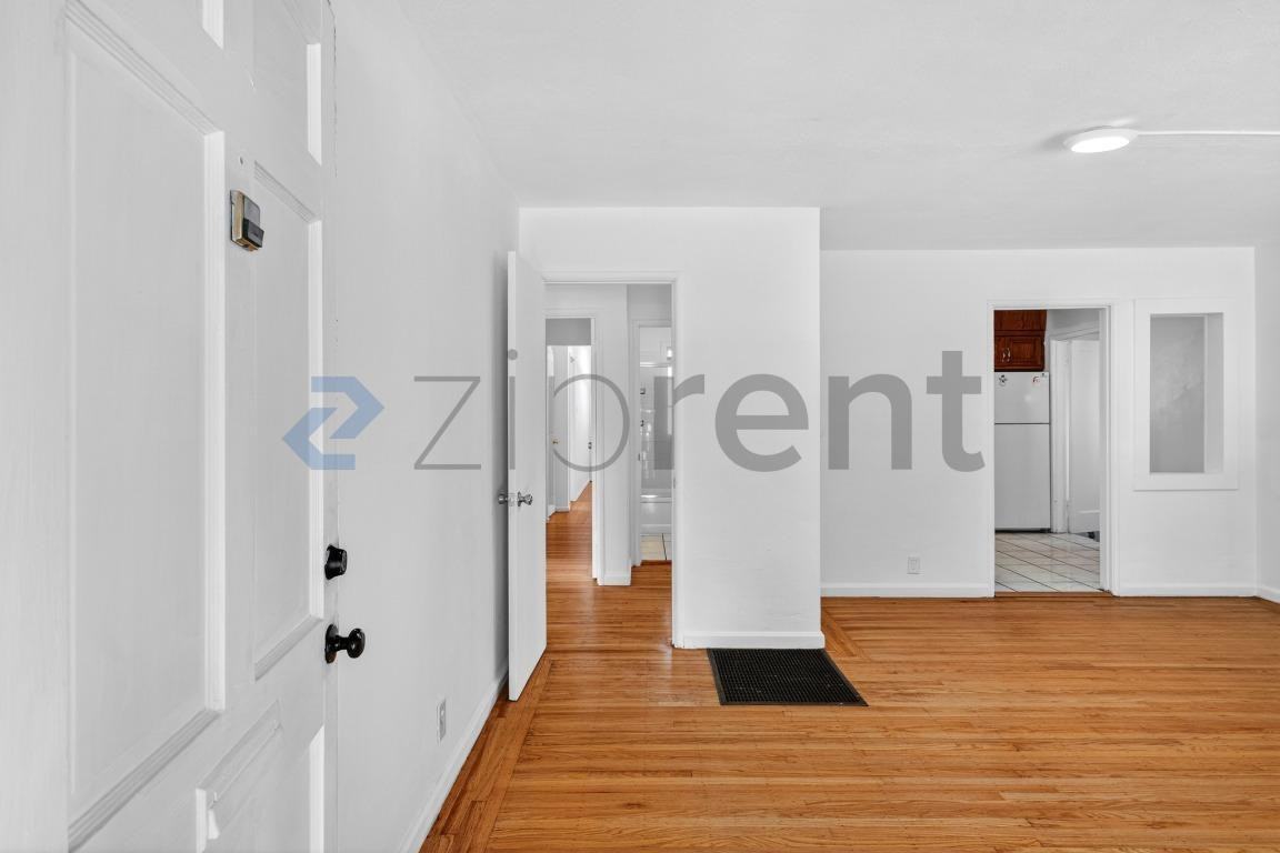 365 S 38th St - Photo 6 of 25