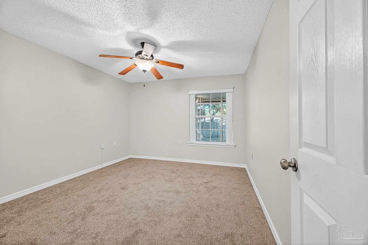 8513 Nantucket Pl - Photo 3 of 20