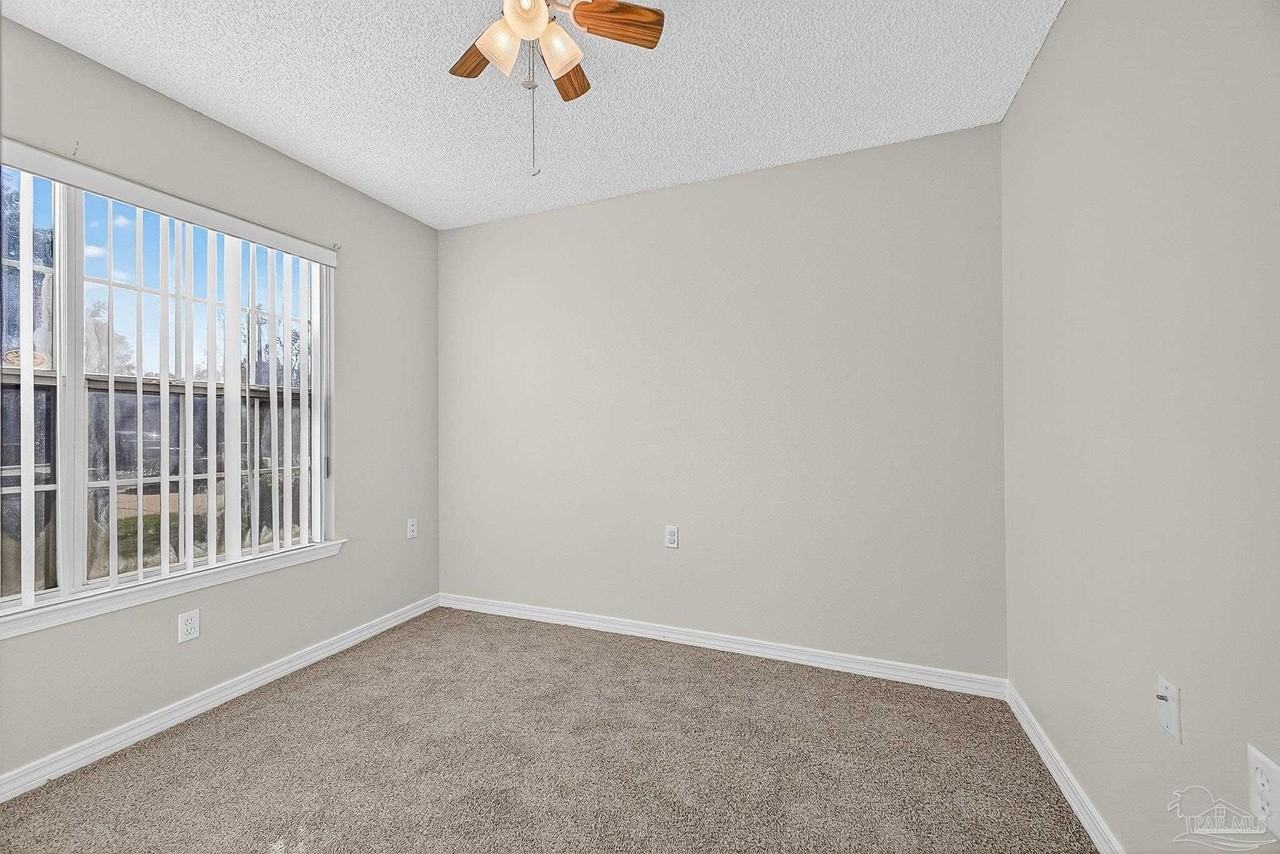 8513 Nantucket Pl - Photo 6 of 20
