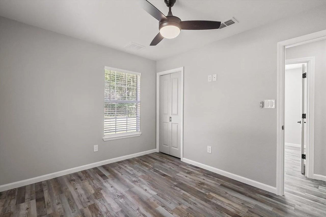 2901 Baltic Ave - Photo 5 of 22