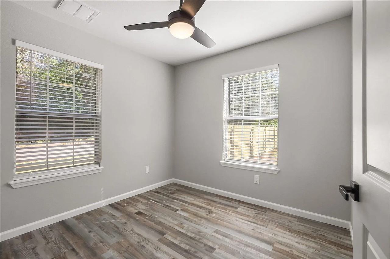 2901 Baltic Ave - Photo 7 of 22