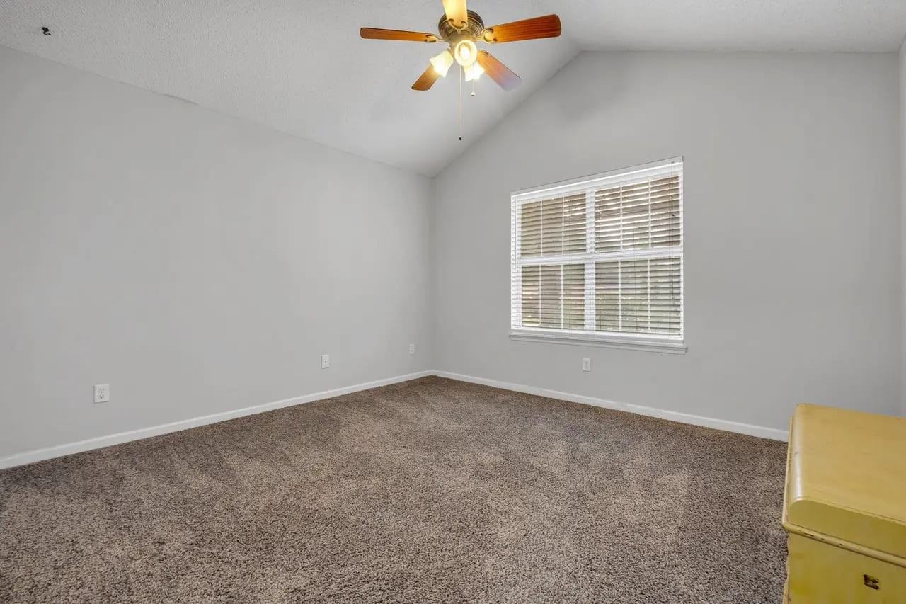 4258 Benchmark Trce - Photo 6 of 19