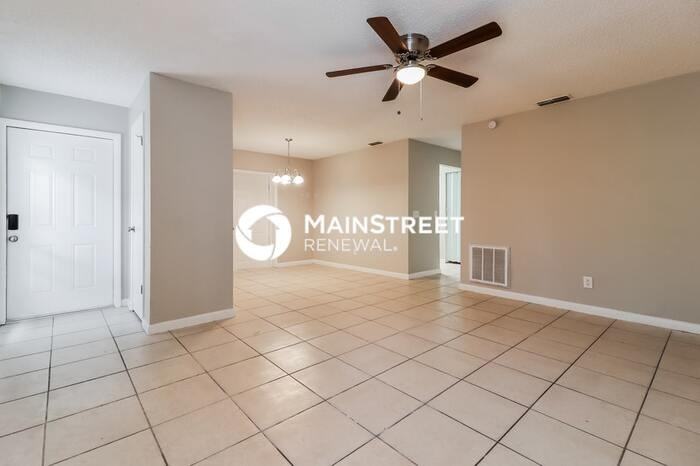 3817 E Miller Ave - Photo 4 of 16