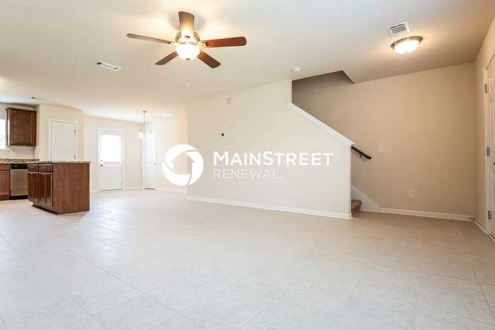 2515 Queen Bee Dr - Photo 3 of 15