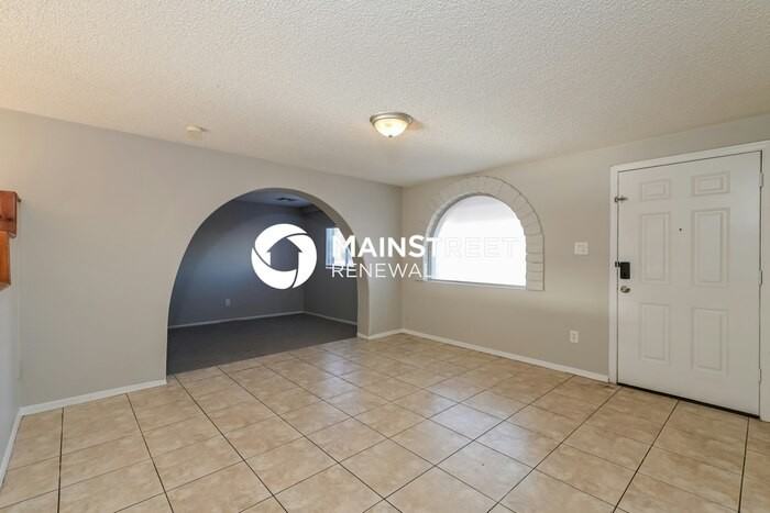 4302 N 73rd Ave - Photo 5 of 16