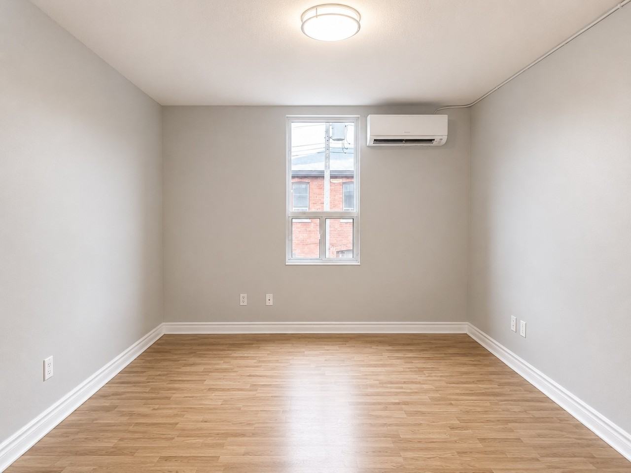 265 Emerald Street North #15 - Photo 3 of 6