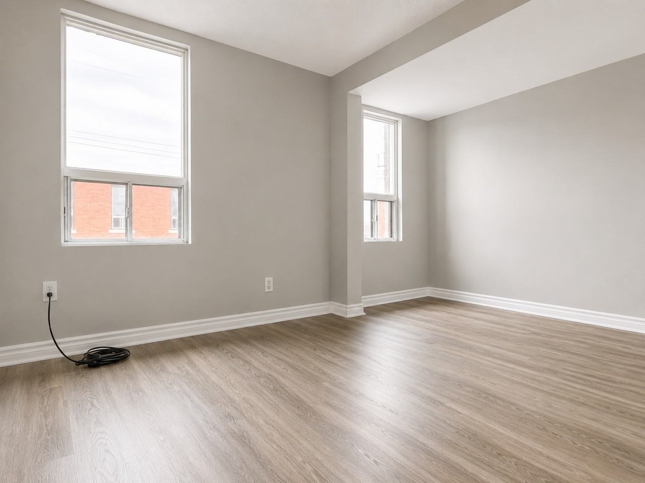 265 Emerald Street North #15 - Photo 4 of 6