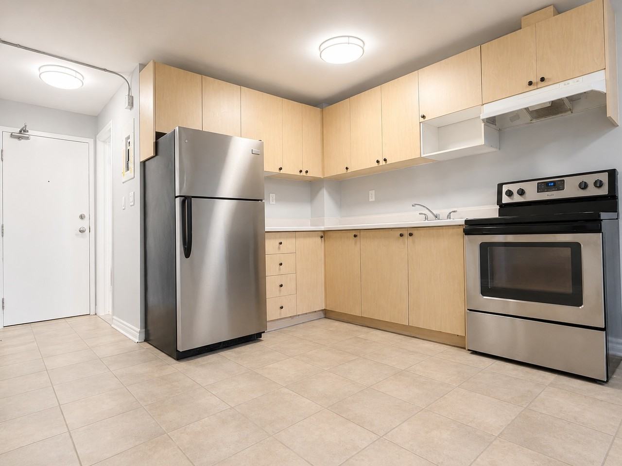 265 Emerald Street North #15 - Photo 2 of 6
