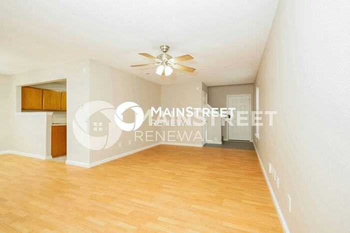 1146 Freemont Ln - Photo 5 of 17