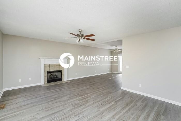 138 Walton Trce S - Photo 4 of 17