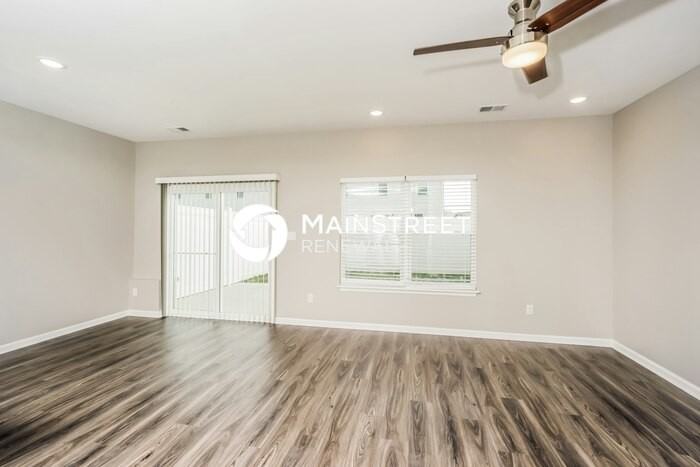 2063 N Sarah Dr - Photo 7 of 17