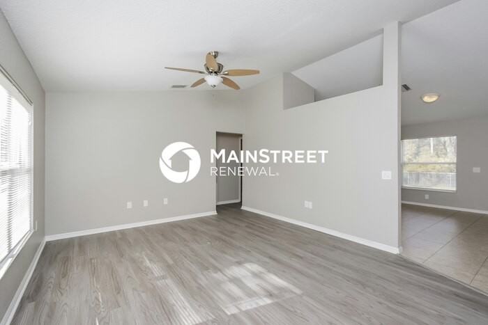 2234 Manheim Ave - Photo 4 of 16