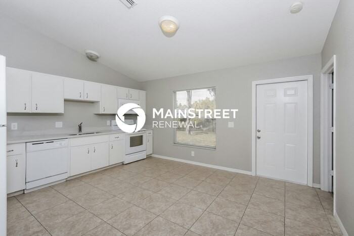2234 Manheim Ave - Photo 6 of 16