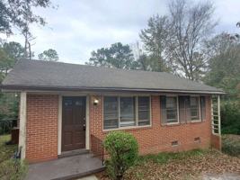 featured image of 3238 Somerset Dr