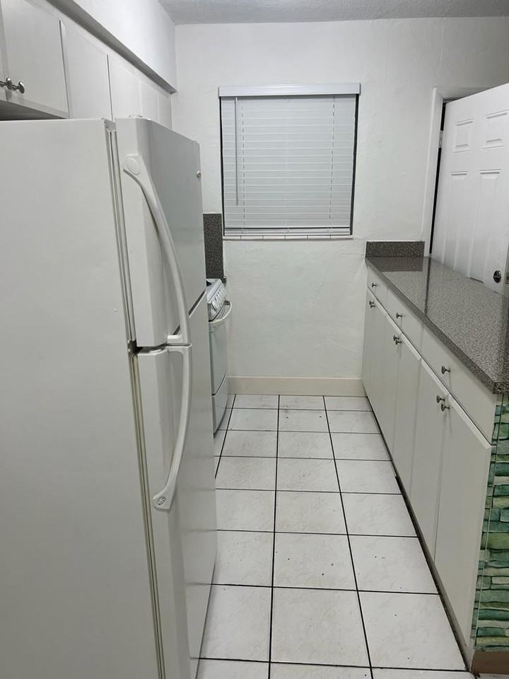 Buena Ventura Investments, LLC - Photo 6 of 15