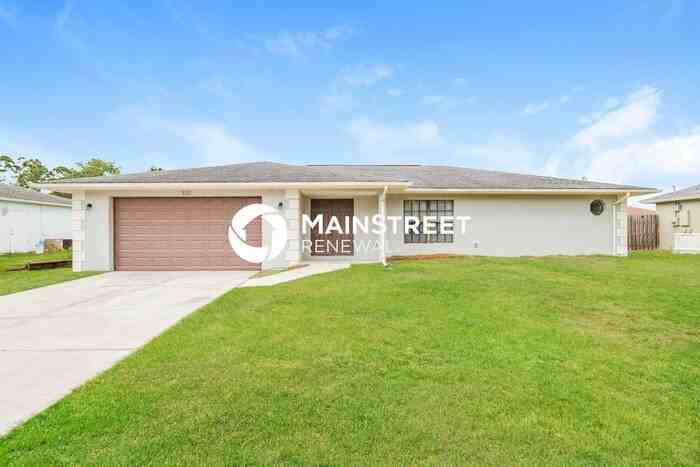 2131 Ramsdale Dr Se - Photo 3 of 16