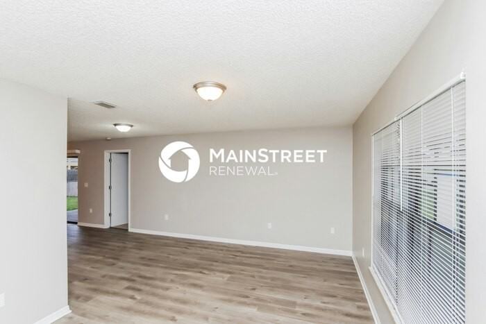 2131 Ramsdale Dr Se - Photo 4 of 16