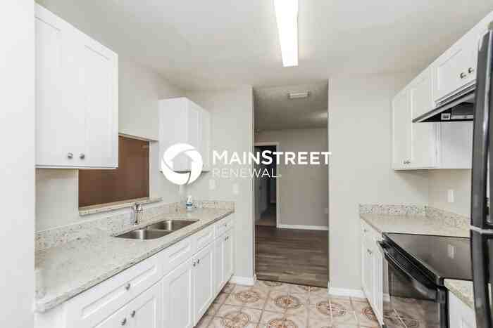 2131 Ramsdale Dr Se - Photo 7 of 16