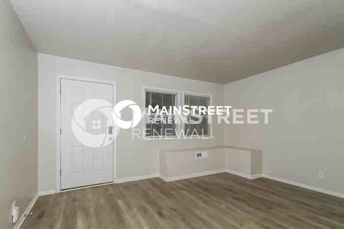 6602 E 47th St - Photo 4 of 16