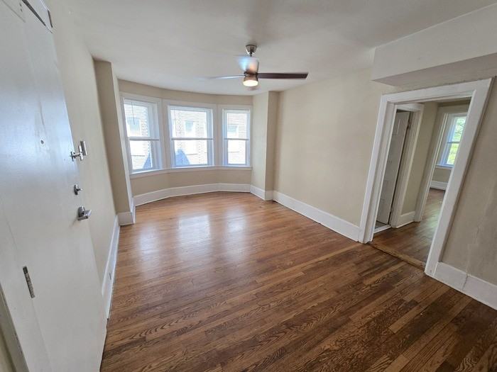 1217 Colonial Ave #A3 - Photo 4 of 13