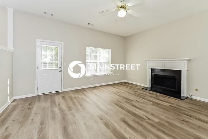 4618 Idlewood Park - Photo 4 of 17