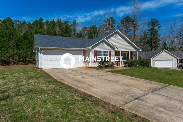 55 Amber Way - Photo 2 of 16