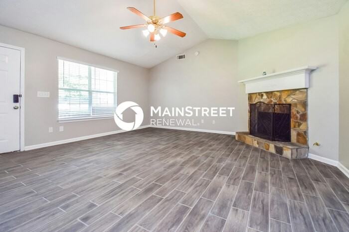 714 Grove Pointe Cir - Photo 4 of 17