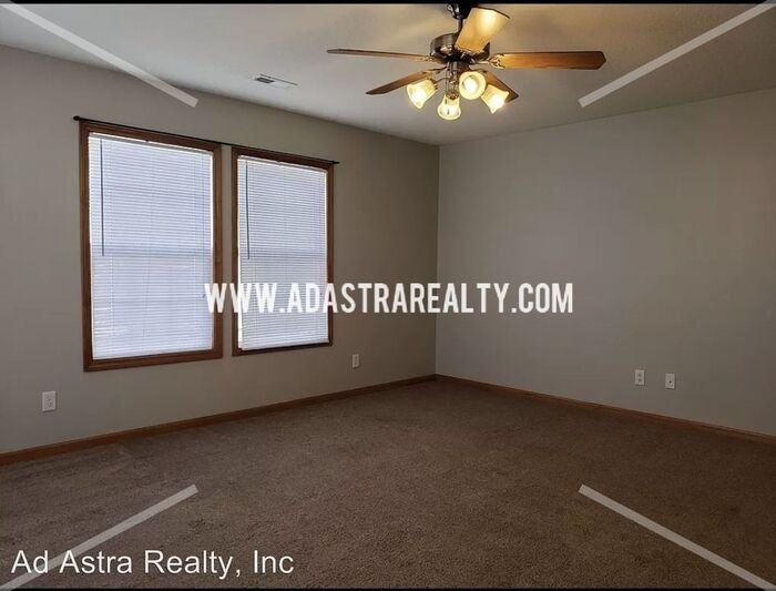 704 Meadow Ct #A - Photo 7 of 16