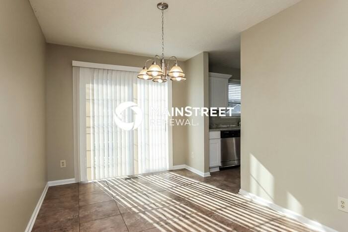 8205 Wynewood Ct - Photo 6 of 17