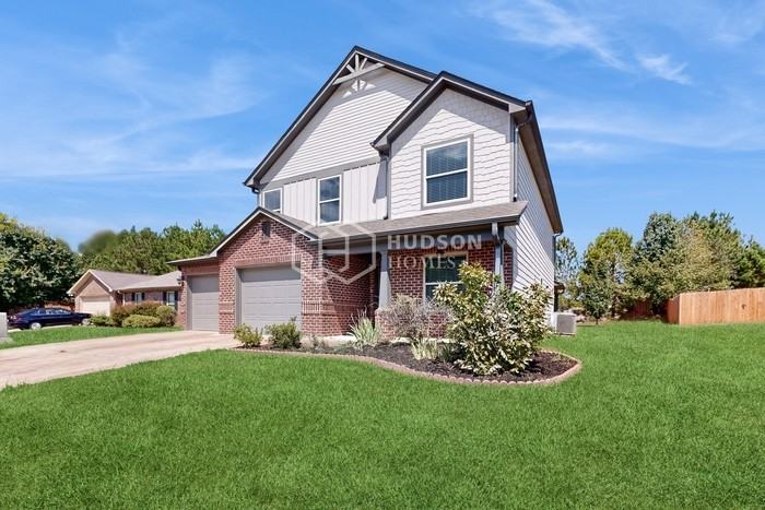 108 Hollow Ct - Photo 2 of 35