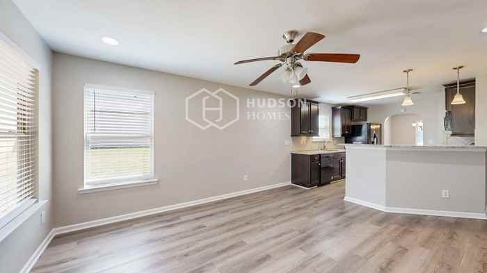 108 Hollow Ct - Photo 6 of 35