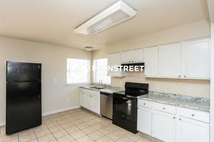 5604 Bonner Dr - Photo 7 of 16