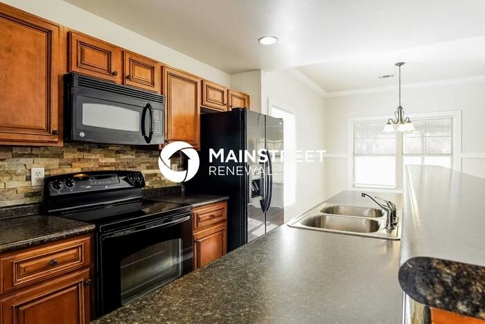 100 Enclave Ave - Photo 7 of 17