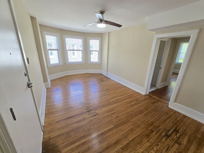 1217 Colonial Ave #A7 - Photo 4 of 13