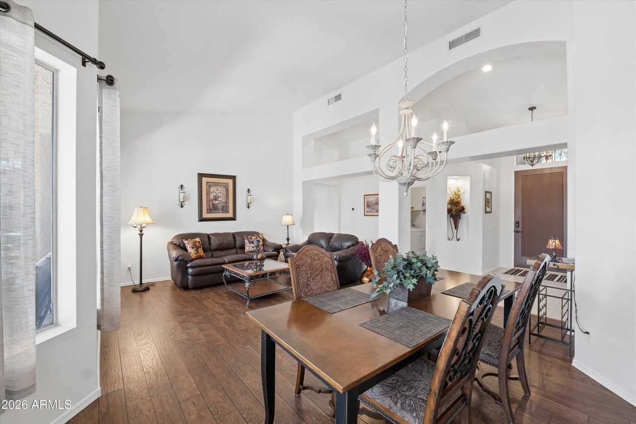 4343 E Mossman Rd - Photo 6 of 41